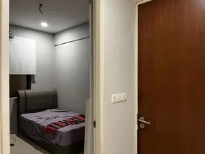 Sh Niew - One Room Luxury Apartment - Kampong Bagan Dalam