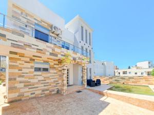 Villa Dobra Voda - Ubytování bez kategorie ve městě Dobra Voda