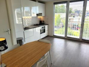 Bright room with kitchen