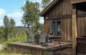 4 Bedroom Gorgeous Home In Rauland