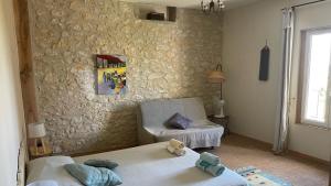 B&B / Chambres d'hotes Hameau du HOUR - Chambre d-Hotes et Gites : Chambre Quadruple avec Baignoire