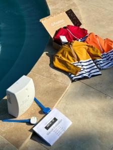 Maisons de vacances Maison pour 12p, piscine a debordement chauffee d-avril a octobre inclus : photos des chambres
