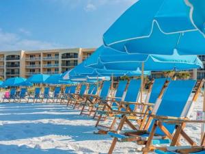 Azure#405-Remodeled High End Glam Beachfront