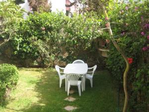 Floor Apt 1F American Villa Mehdya by the Sea