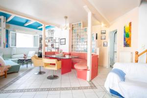 LocArt room2