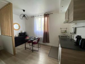 Appartements Joli Studio Lumineux et moderne : photos des chambres