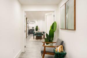 317-1D New 2BR Duplex WD Private Backyard