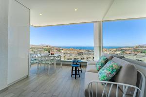 Sunrise Sea View Penthouse