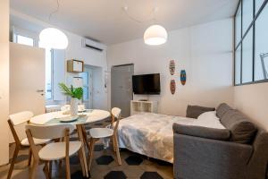 Lake, Stadium & Patio - Self Check-in & Remote Access