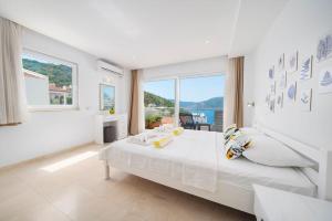 Özel Havuzlu Büyük Villa - Kalkan Plaja sadece 200mt