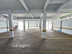 Apt região central para 5 com garagem