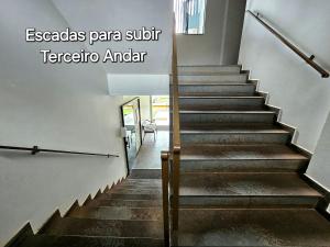 Apt região central para 5 com garagem