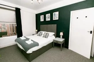 Central Apt Sleeps 6, Parking, Smart TV, Garden, Contact For Discounted Prices - Poltimore
