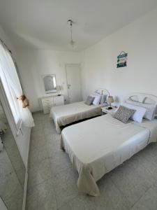 Sea view cliff top apartment