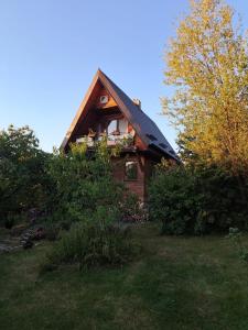 Chatička Hanička u lesa