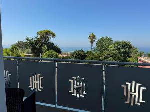 Chambre Quadruple avec Balcon et Vue sur la Mer