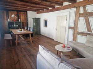 Historic cozy flat in Citycenter by Lake Constance