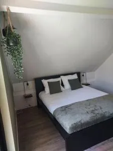 Heerlijk Huys, Vakantievilla met privé tuin - Boven-Leeuwen