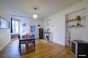 Appartements Le Duplex quartier cathedrale-marais : photos des chambres
