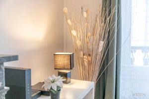 Appartements Le Duplex quartier cathedrale-marais : photos des chambres