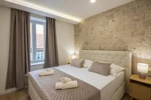 Varda Luxury Apartments Sinj center - Suhač