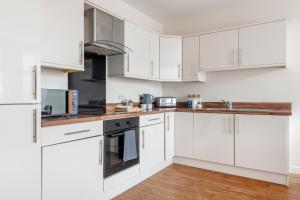 Spacious 1 Bedroom Apartment