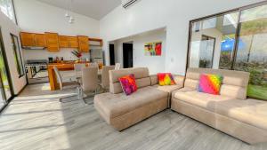 3bdr House in Uvita LAPA Ocean View