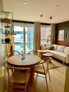 Nordisk moderne leilighet med parkering - Tomasjorda