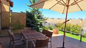 Estancia con jardín entre golf y monte - cerca Logroño - Entrena