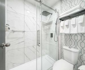 Coast Courtenay Hotel