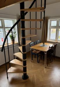 Curry House Apartment