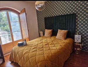 Thomar River Home Inside city