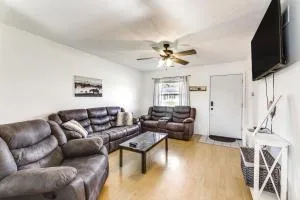 Quiet Dry Ridge Home with Yard - Near Ark Encounter! - Owenton