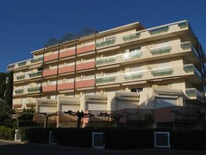Studio cabine confort, 4 pers, clim, parking, Le Lavandou - FR-1-803-64