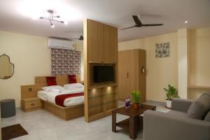 Lumis studio apartment