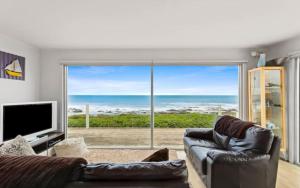 Beachy 62 Ocean Parade Middleton - No Linen Included