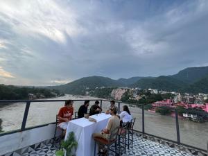 Joeys By The Ganges