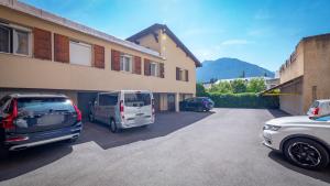 Hotels Hotel Mont-Brison : photos des chambres