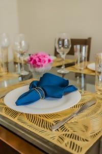 8min da praia, estacionamento amplo grátis, recepção 24h, cozinha completa, 5min do metrô e espaço home office com wi-fi rápido - Copa901