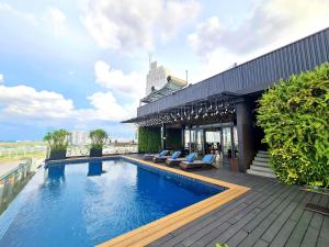 Kin Hotel Thi Sach