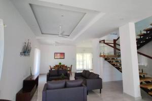 Sunset Bay Beach Villa