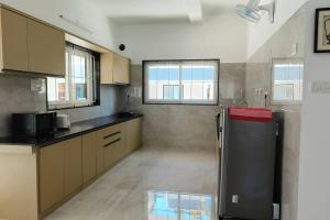 Sunset Bay Beach Villa