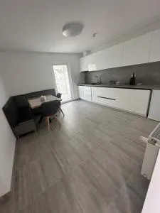 Aparthouse 3 - Fîrdea