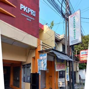 RedDoorz Syariah at Hotel Pandan Wangi near Alun Alun Sidoarjo