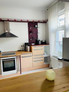 Troisdorf - City - EG - 58 Qm - 1 bis 3 Schlafplätze