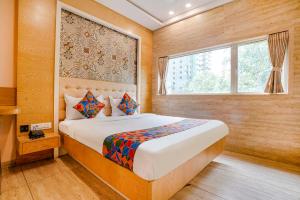 FabHotel Neelkamal - Chembur