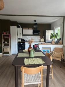 Appartement chaleureux, au calme, proche océan