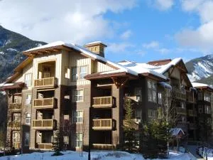 Panorama Mountain Resort - Premium Condos and Townhomes - Howser