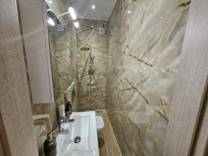 Agora luxury Studio 4