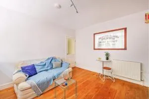 Fascinating Flat in Westminster - 新莫尔登